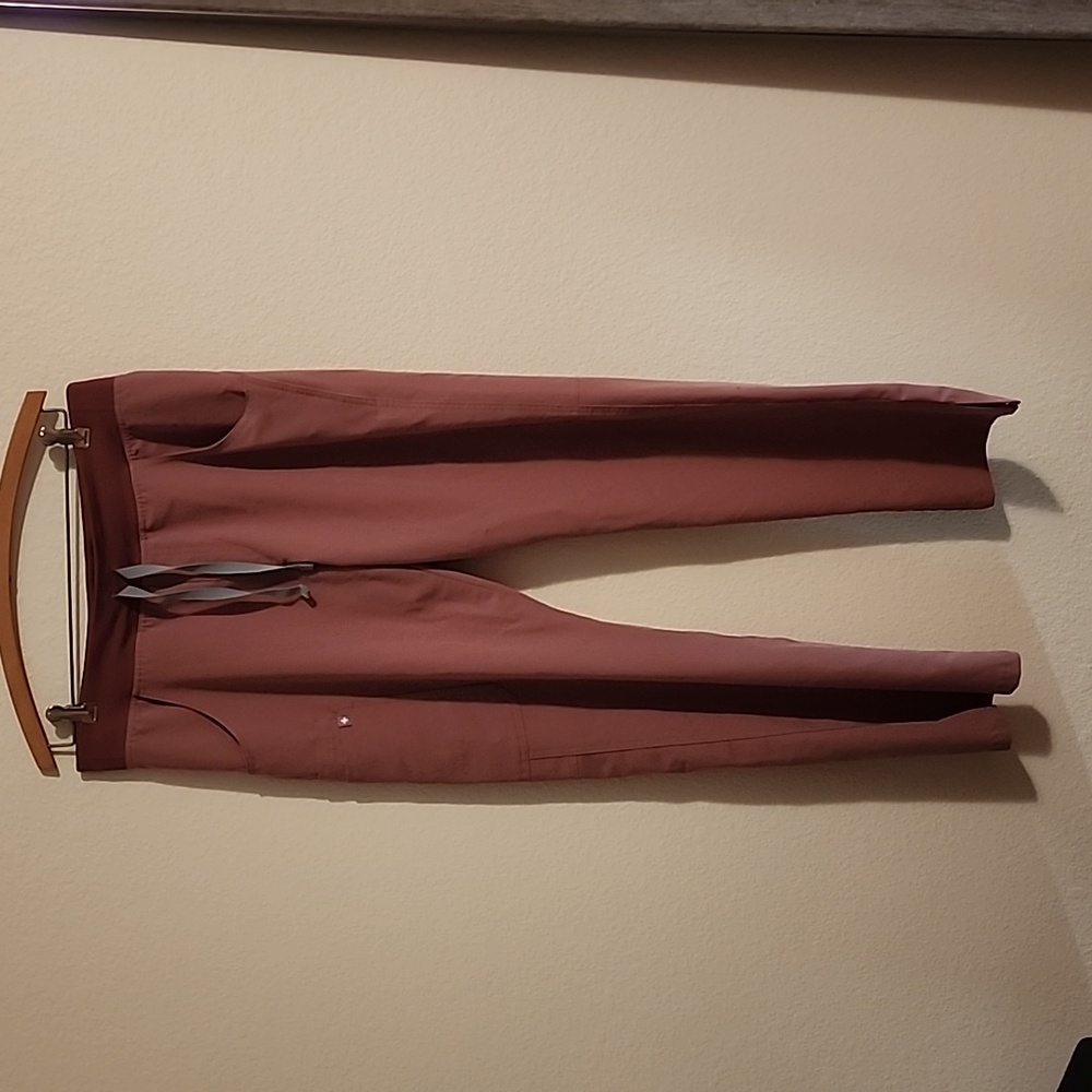 Figs Women's Pants in Mauve